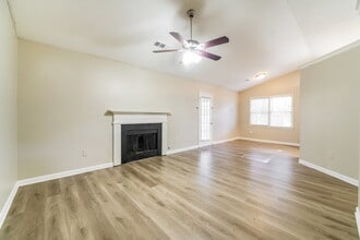 76 Villa Rosa Dr in Temple, GA - Building Photo - Building Photo