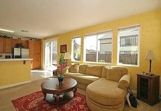 246 White Birch Ct in Brentwood, CA - Building Photo - Building Photo