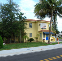 8780 NE 2nd Ave in Miami, FL - Building Photo - Building Photo