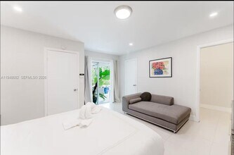 4017 Monroe St in Hollywood, FL - Building Photo - Building Photo