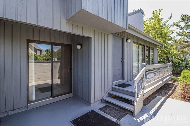 180 Westgate Dr in Edison, NJ - Building Photo - Building Photo