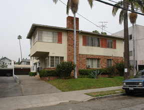 1825 Taft Ave in Los Angeles, CA - Foto de edificio - Building Photo