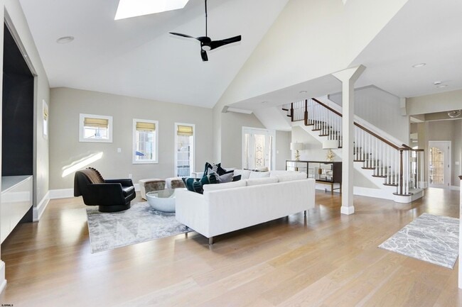 53 Bayside Ct in Margate City, NJ - Foto de edificio - Building Photo