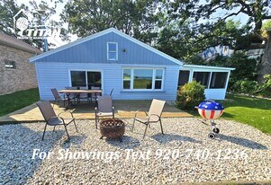 2619 E Shore Dr in Green Bay, WI - Building Photo