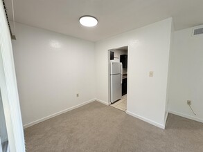 1530 Live Oak Dr in Tallahassee, FL - Building Photo - Building Photo