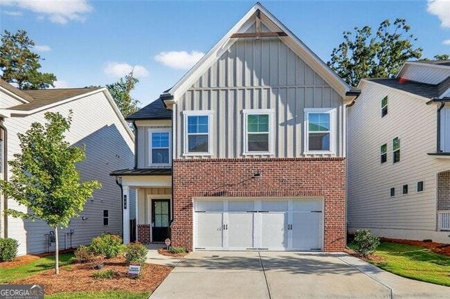 property at 608 Avondale Pk Cir