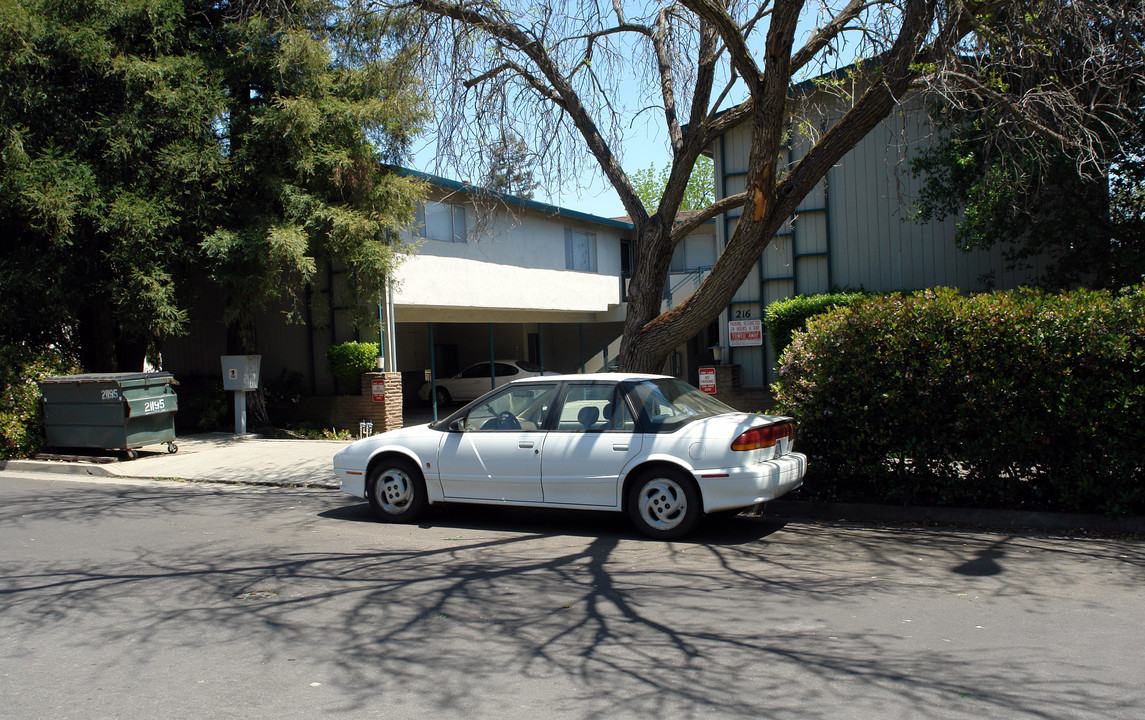 216 Rushmore in Los Gatos, CA - Building Photo