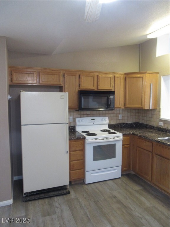 property at 4924 Lone Vista Way