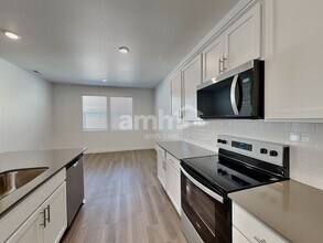 4847 85th Dr NE in Marysville, WA - Building Photo - Building Photo