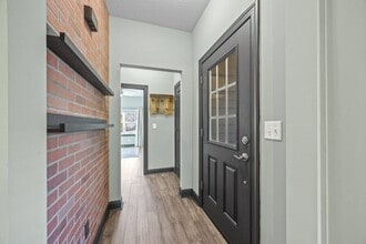 123 Foxden Dr in Fletcher, NC - Building Photo - Building Photo