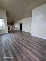 4050 N US Highway 101, Unit 2 in Eureka, CA - Building Photo