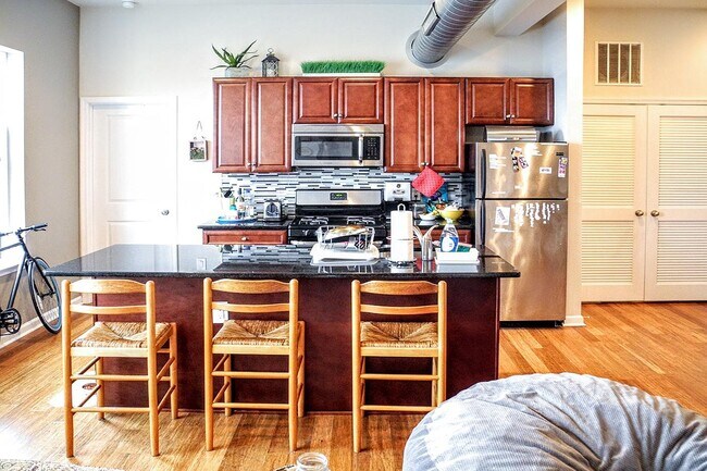 1509 W Girard Ave in Philadelphia, PA - Building Photo - Building Photo