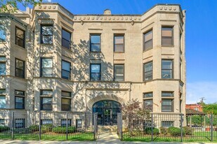 4144 S King Dr in Chicago, IL - Building Photo