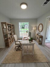 2102 Lake Creek Dr in Humble, TX - Building Photo - Building Photo