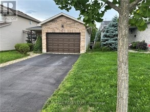 91 Loggers Grove in London, ON - Building Photo - Building Photo