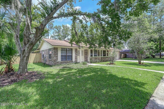 1758 Alder Dr in Orange Park, FL - Building Photo - Building Photo