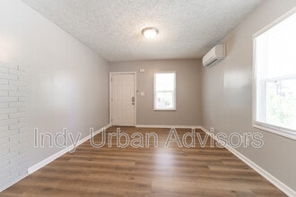 1919 Houston St in Indianapolis, IN - Building Photo - Building Photo