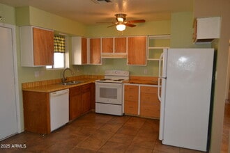 1162 S Ironwood Dr in Apache Junction, AZ - Building Photo - Building Photo