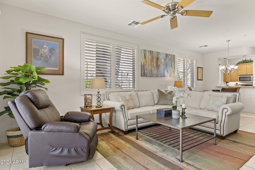 14815 N Fountain Hills Blvd in Fountain Hills, AZ - Building Photo