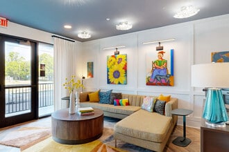 The Met in Bradenton, FL - Foto de edificio - Interior Photo