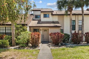 5628 Linksman Pl in North Port, FL - Building Photo