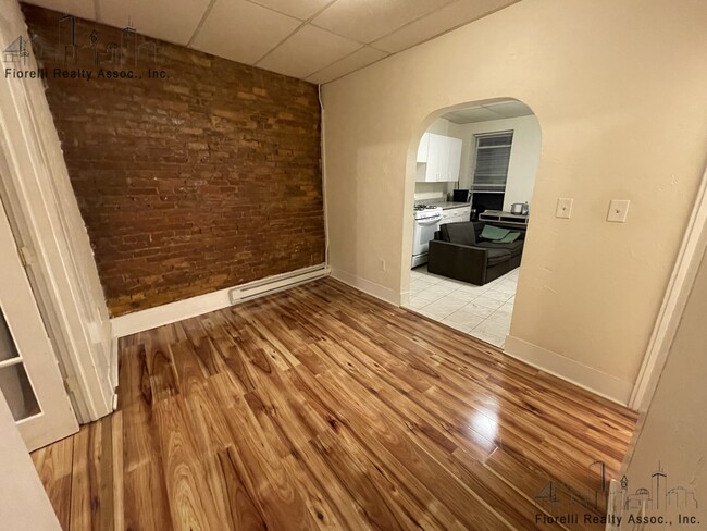 48 Prince St, Unit 4 in Boston, MA - Building Photo - Building Photo