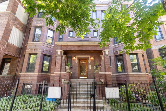 property at 2848 N Albany Ave