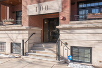 100-106 S Sangamon St in Chicago, IL - Building Photo - Building Photo