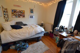 316 Saint Paul St, Unit 3 in Brookline, MA - Foto de edificio - Building Photo