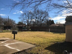 3722 Lisa Ln in Mesquite, TX - Building Photo - Building Photo