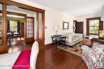 703 Church Ave in Germantown, NY - Foto de edificio - Building Photo