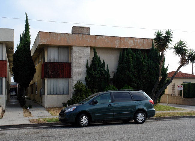 4021 W 134th St in Hawthorne, CA - Building Photo - Building Photo