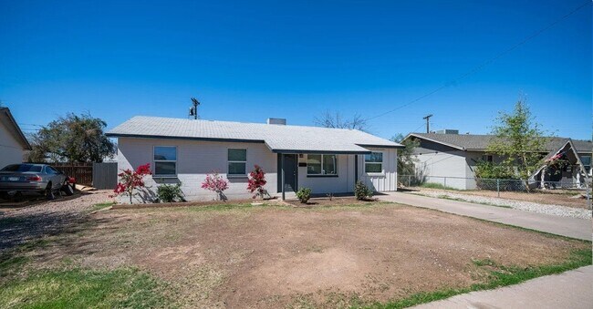 5638 N 61st Ln in Glendale, AZ - Building Photo - Building Photo