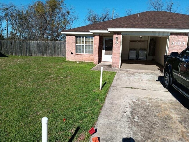 3105 Denia Ct
