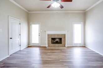 2020 87th St in Lubbock, TX - Building Photo - Building Photo
