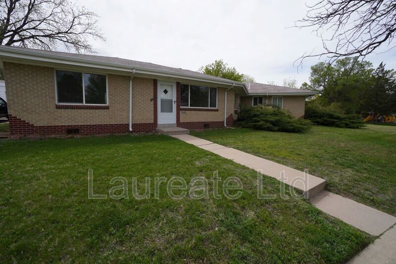 5210 Hale Pkwy in Denver, CO - Building Photo