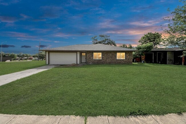 8705 Dunlap St in Houston, TX - Building Photo - Building Photo