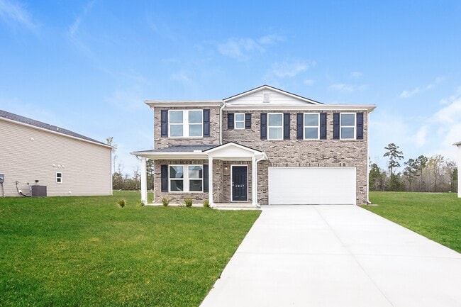 4033 Lake Russell Dr in Florence, SC - Building Photo - Building Photo