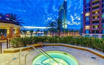 500 W Harbor Dr, Unit 922 in San Diego, CA - Building Photo - Building Photo