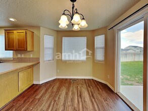 634 Driftwood Ln in Nampa, ID - Building Photo - Building Photo