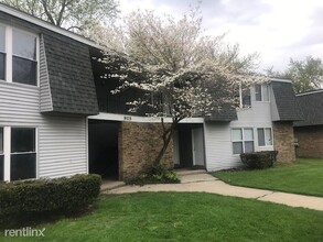 Midway Apartments in Berrien Springs, MI - Building Photo - Building Photo