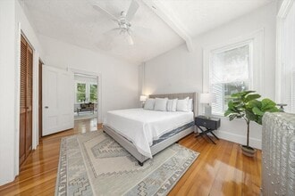 125 Lincoln Ave, Unit 1 in Quincy, MA - Foto de edificio - Building Photo