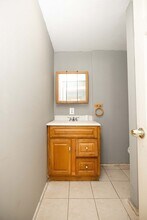 17 Montague St in Worcester, MA - Foto de edificio - Building Photo