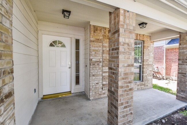 32406 Cross Spring Park Ln in Conroe, TX - Foto de edificio - Building Photo