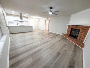 1609 NE 4th St in Moore, OK - Building Photo - Building Photo
