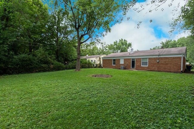 6218 E Hampton Dr in Indianapolis, IN - Building Photo - Building Photo