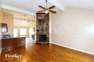 5582 Oak Branch Cir N in Memphis, TN - Building Photo - Building Photo