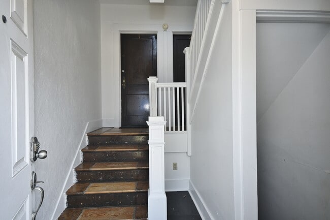 2017 West St, Unit 4 in Munhall, PA - Building Photo - Building Photo