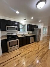 102 Caddy Ave in Carpentersville, IL - Building Photo - Building Photo