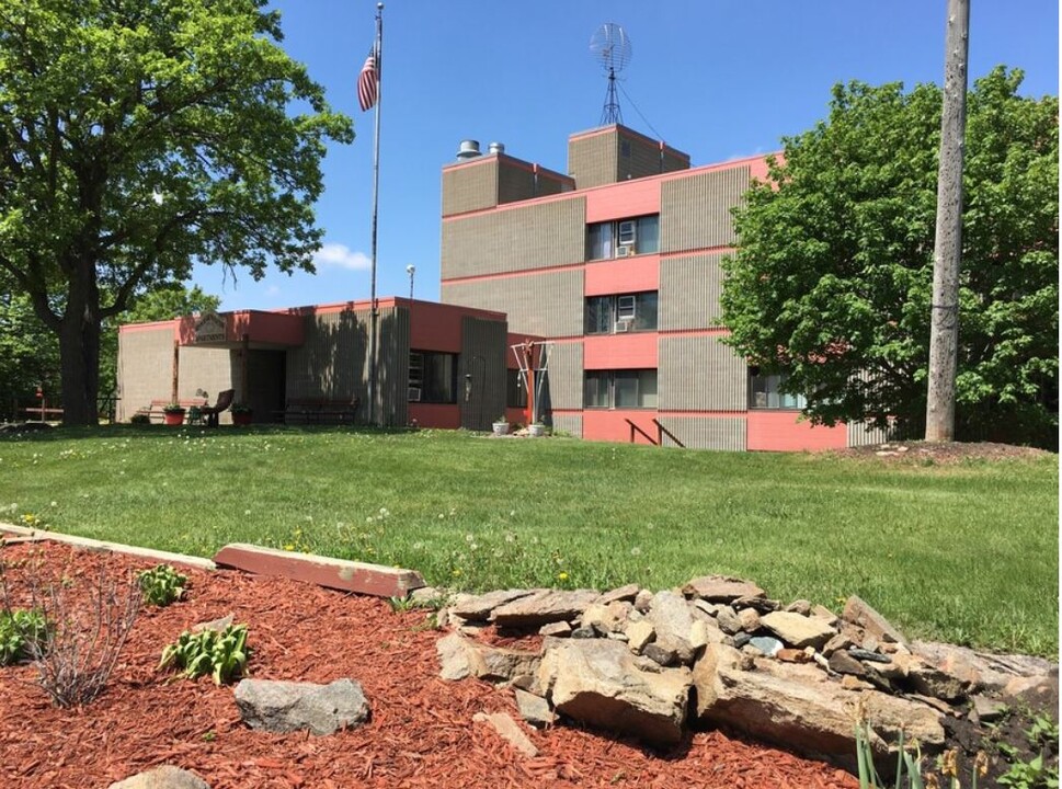 Riverview Apartments in Granite Falls, MN - Building Photo